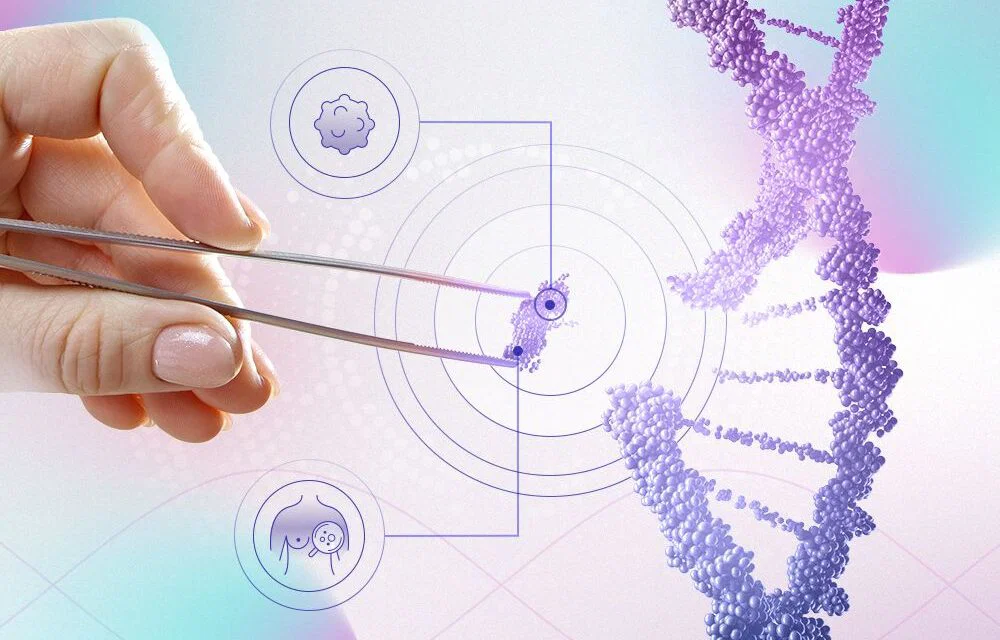 Dłoń trzymająca pincetę, manipulująca fragmentem łańcucha DNA, symbolizującym edycję genetyczną.